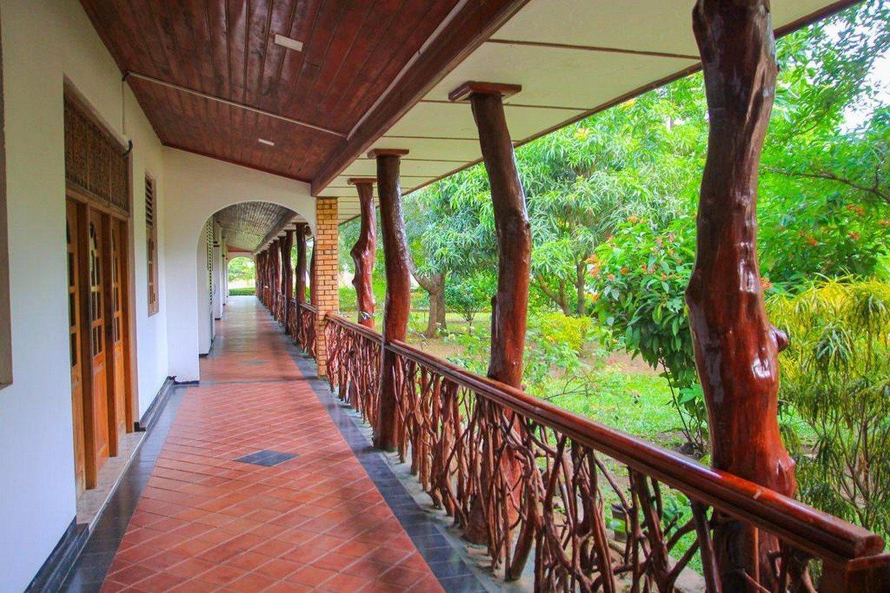 Wila Safari Hotel Tissamaharama Exterior foto