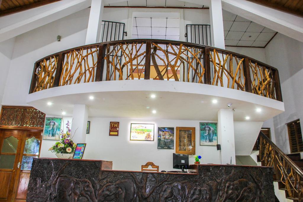 Wila Safari Hotel Tissamaharama Exterior foto